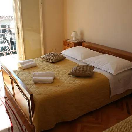 3m * Trogir